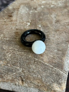 Yin Yan Ring