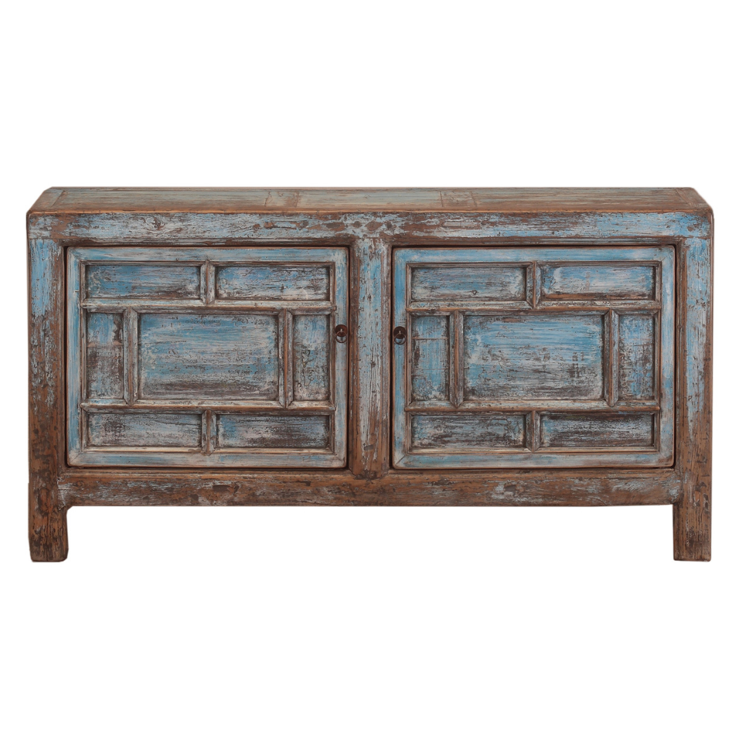 157•40•83 cms. SIDEBOARD