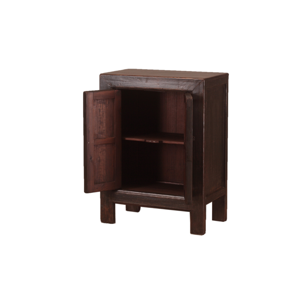 79•45•106 cms. SIDEBOARD