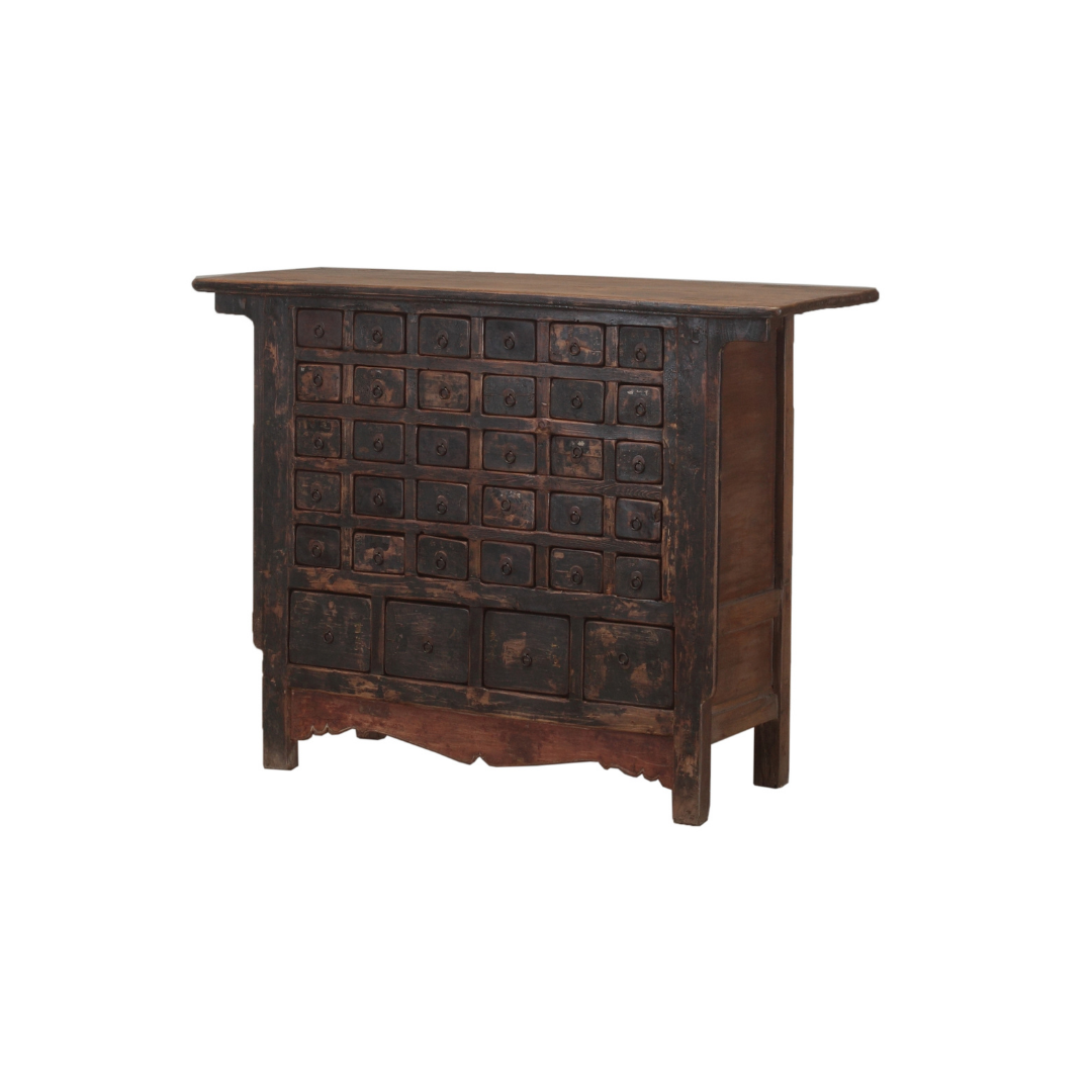 133•44•100 cms. SIDEBOARD