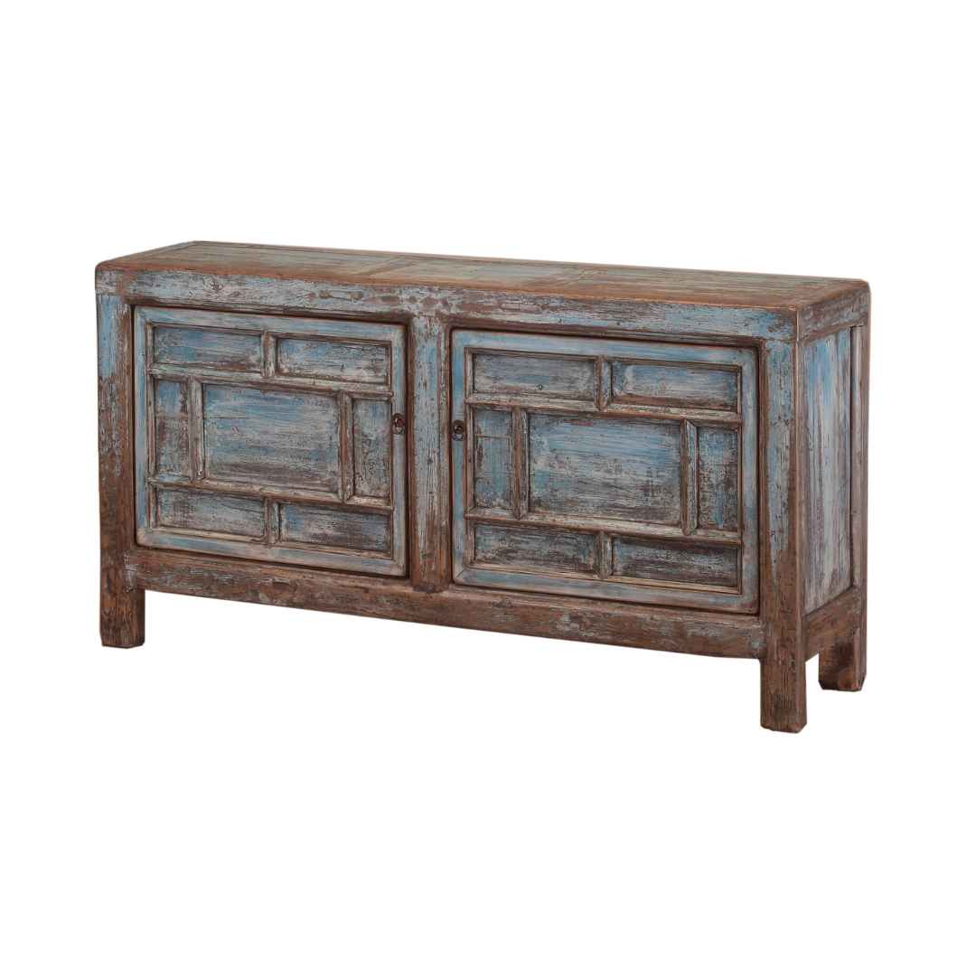 157•40•83 cms. SIDEBOARD