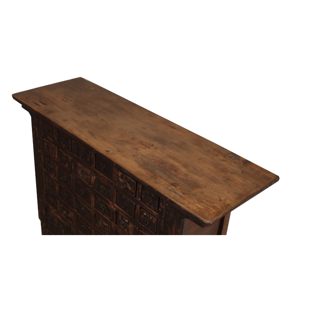 133•44•100 cms. SIDEBOARD