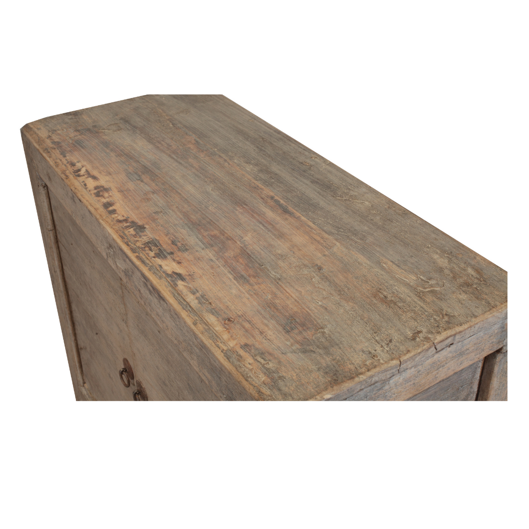 91•40•87 cms. SIDEBOARD