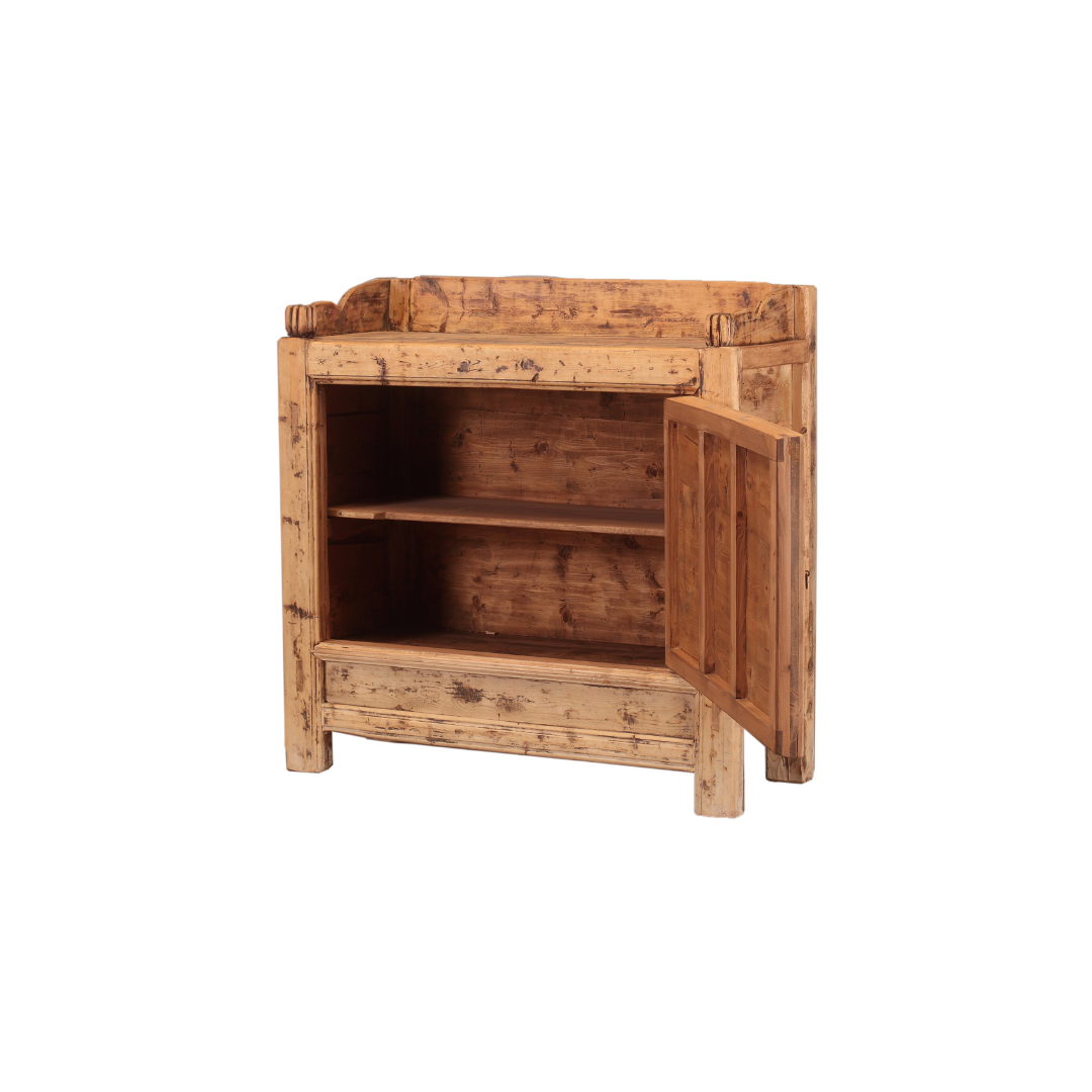 110•45•111 cms. SIDEBOARD