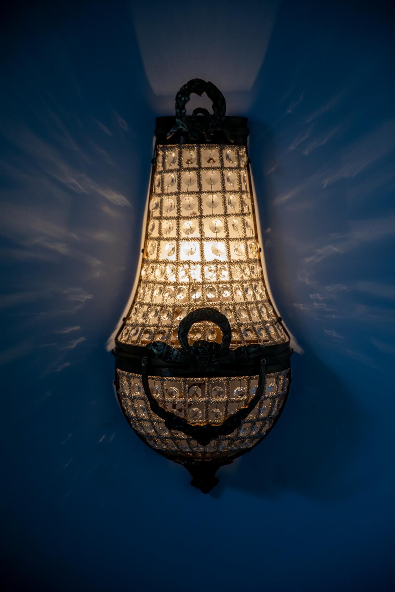 AP01 WALL LIGHT COMETREA
