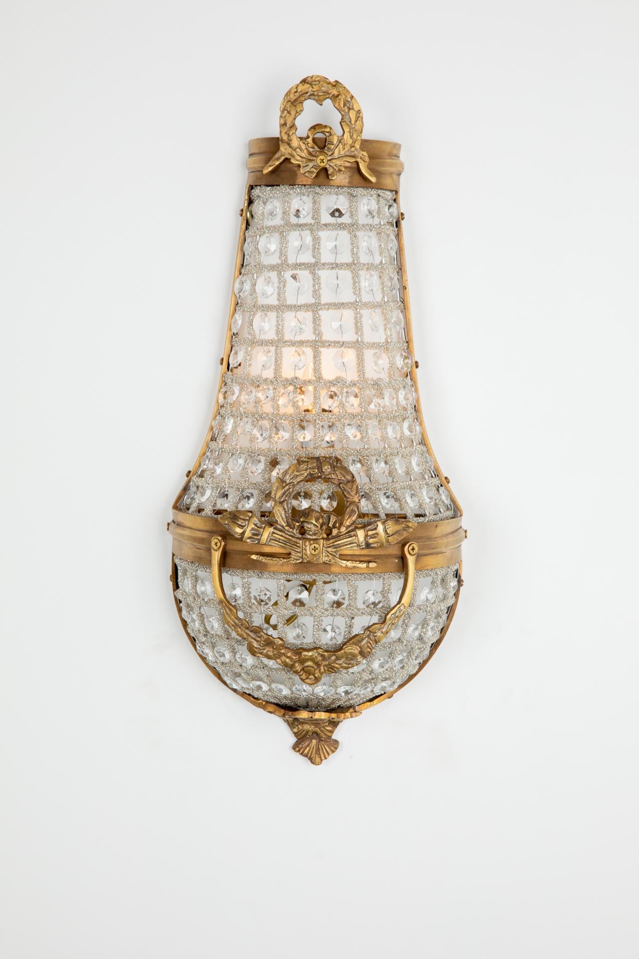 AP01 WALL LIGHT COMETREA