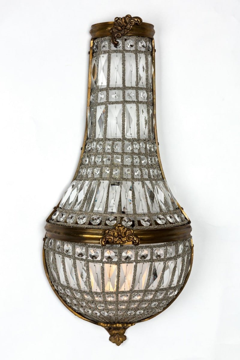 Labyrinthe Interiors - Wall Light Cometrea
