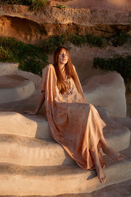 Kaftan dip dye handwoven silk