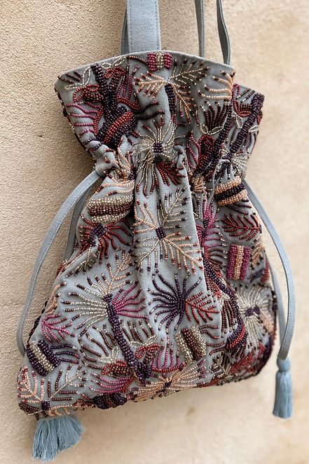 pouch bag