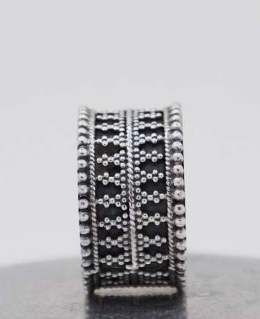 RING ADJAR