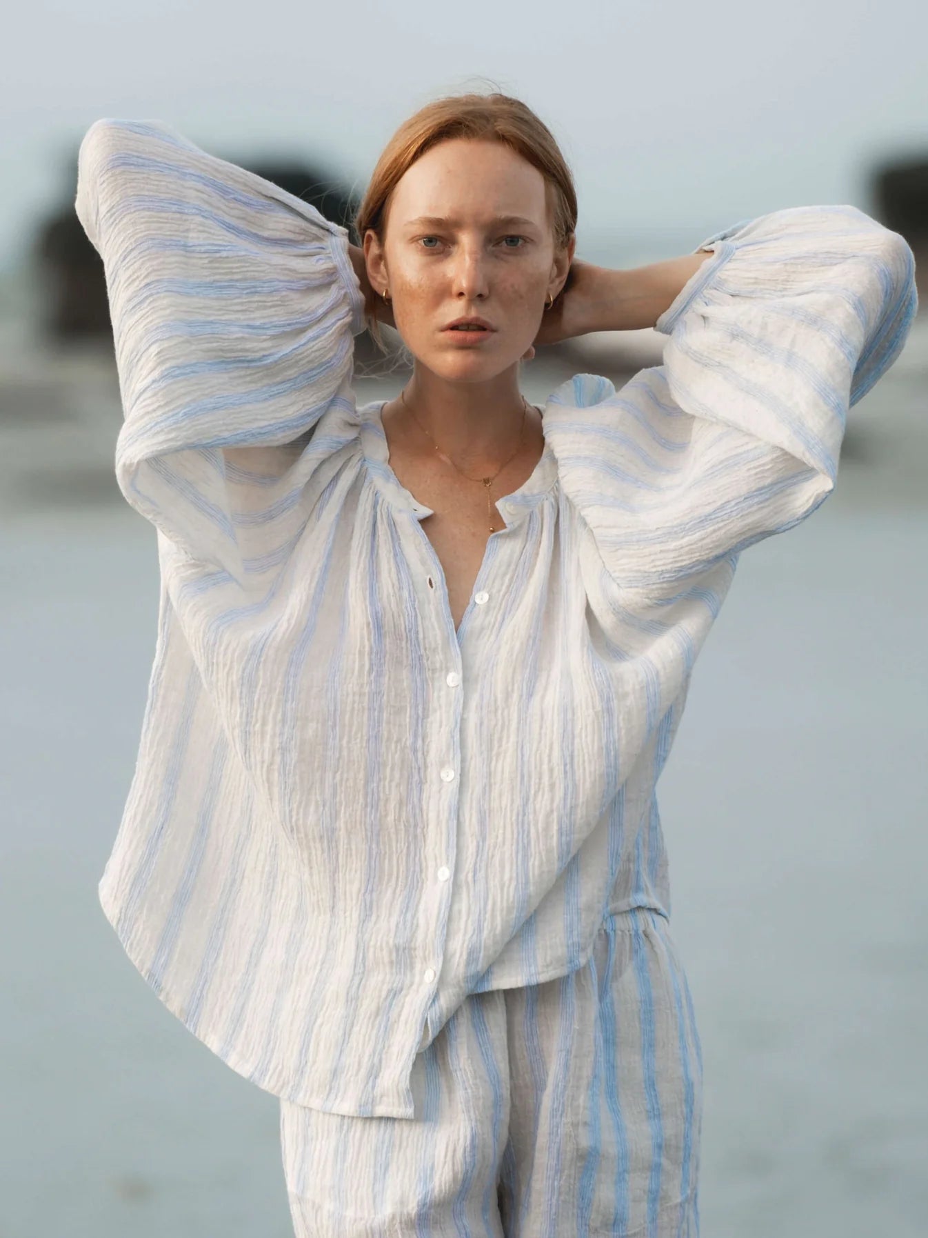 LINEN CRINKLE BLOUSE