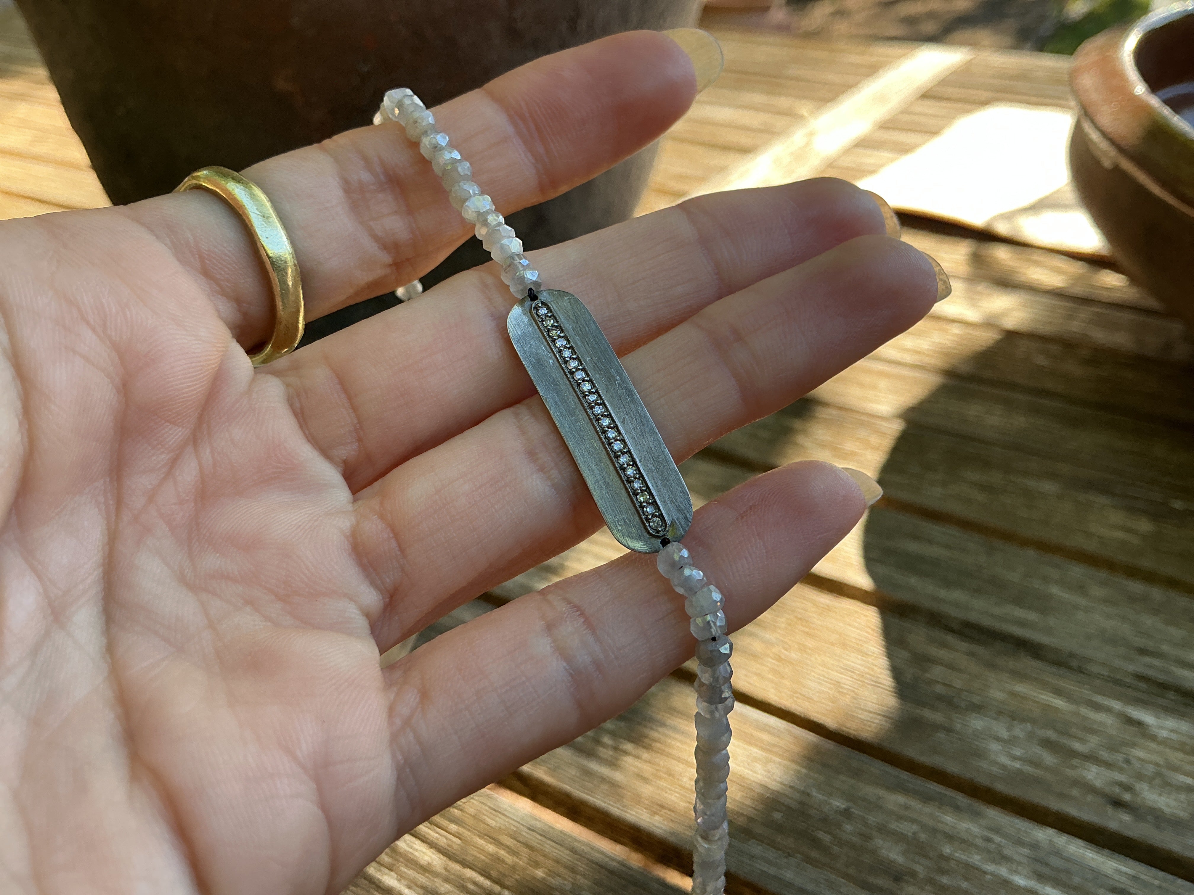 BAYA SAPHALE LABRADORITE BRACELET