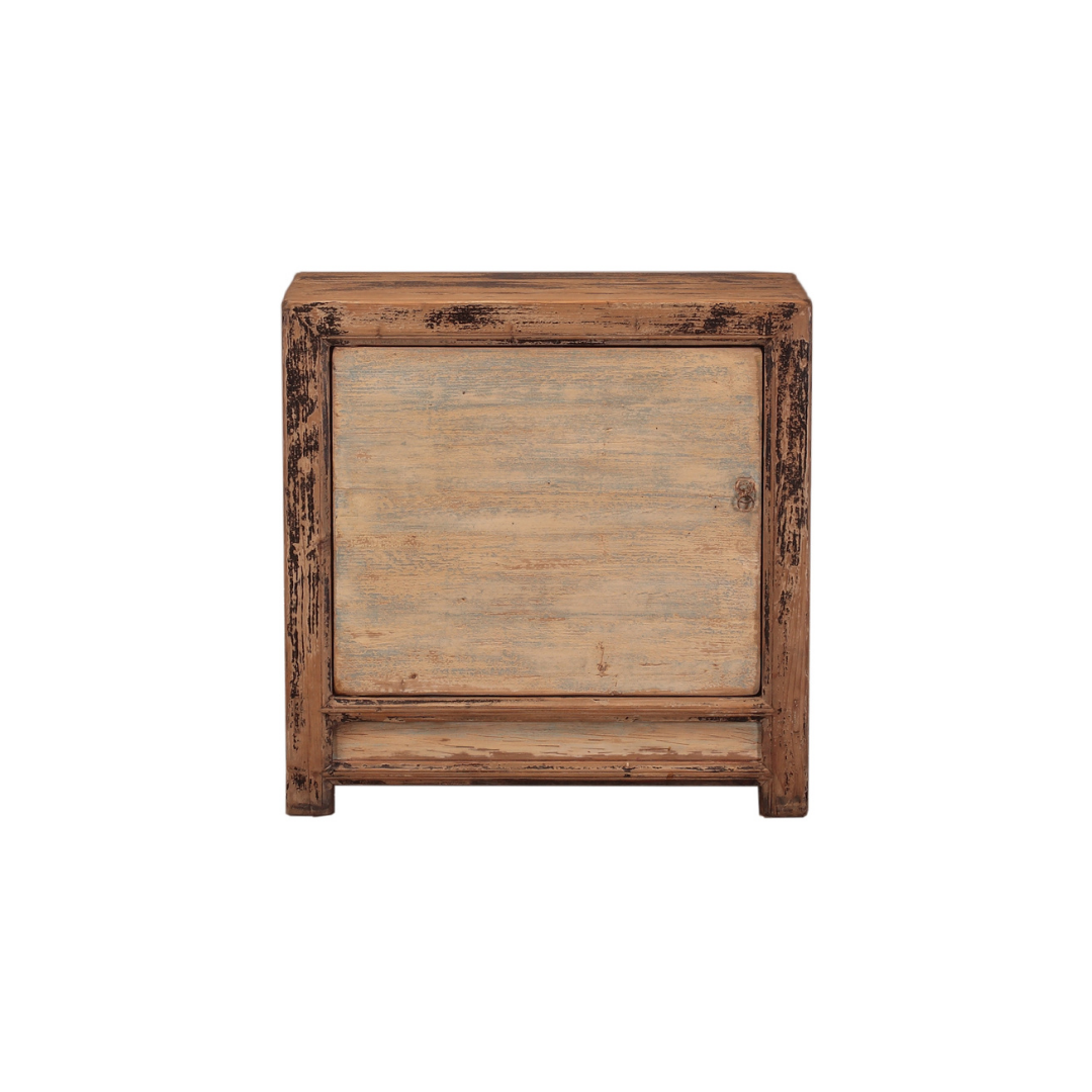 84•40•84 cms. SIDEBOARD
