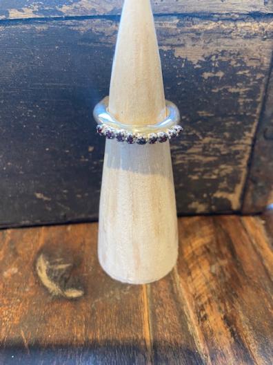 POPPY 5(9) RING