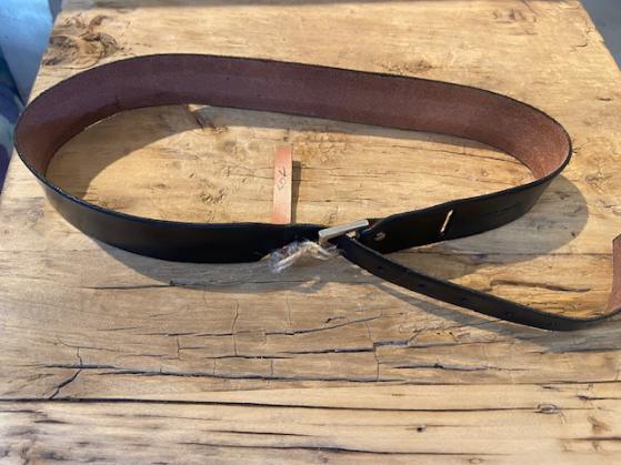 BUCKLE BELT