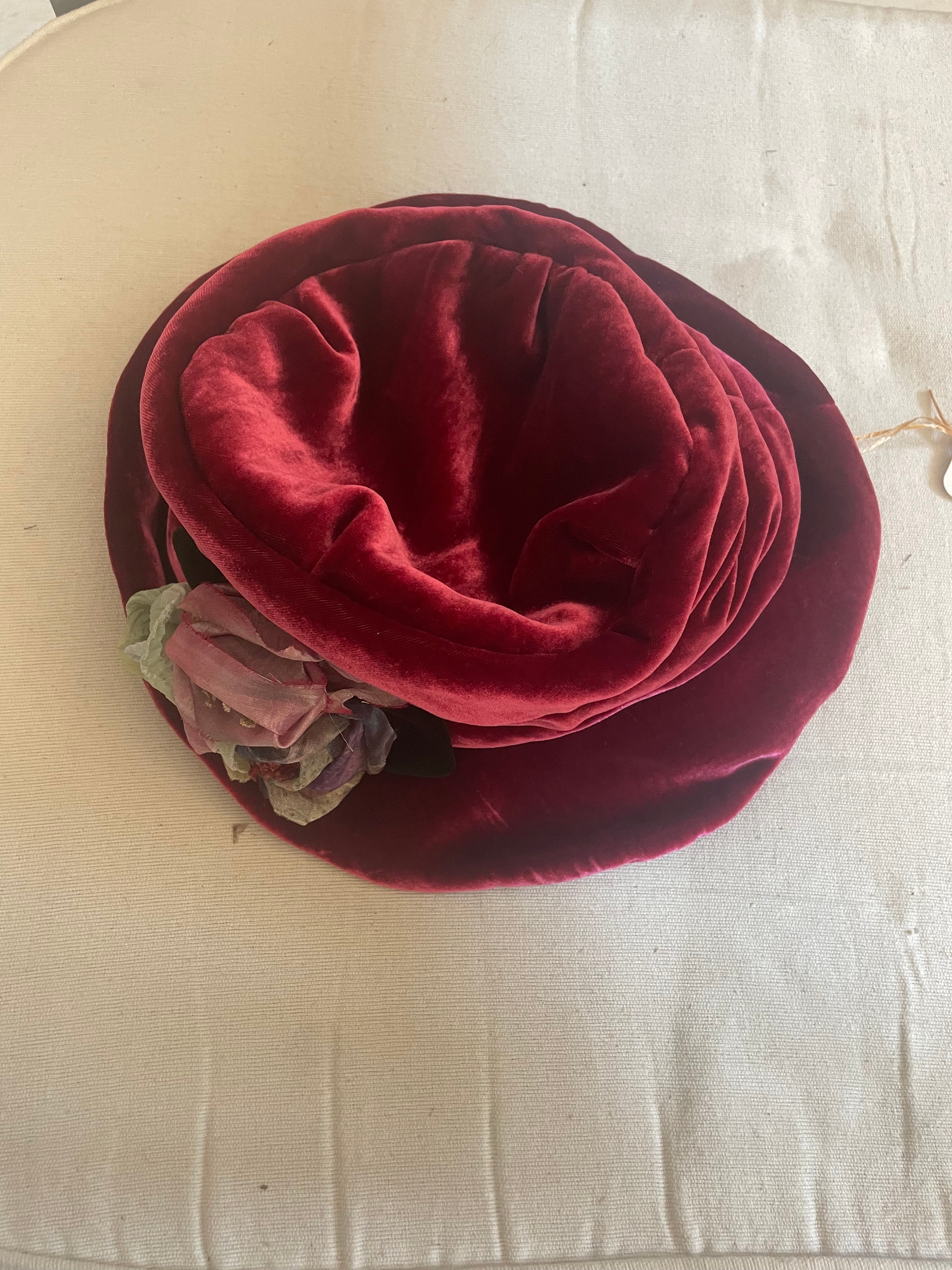 2715/TVL HAT