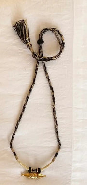 LOTUS AMULET THREAD NECKLACE