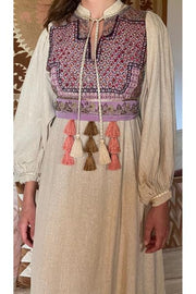 CREAM DRESS PUFFY SLEEVE / embroidery artwork
