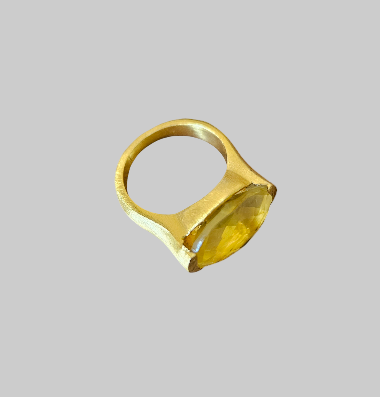 ASHNI RING