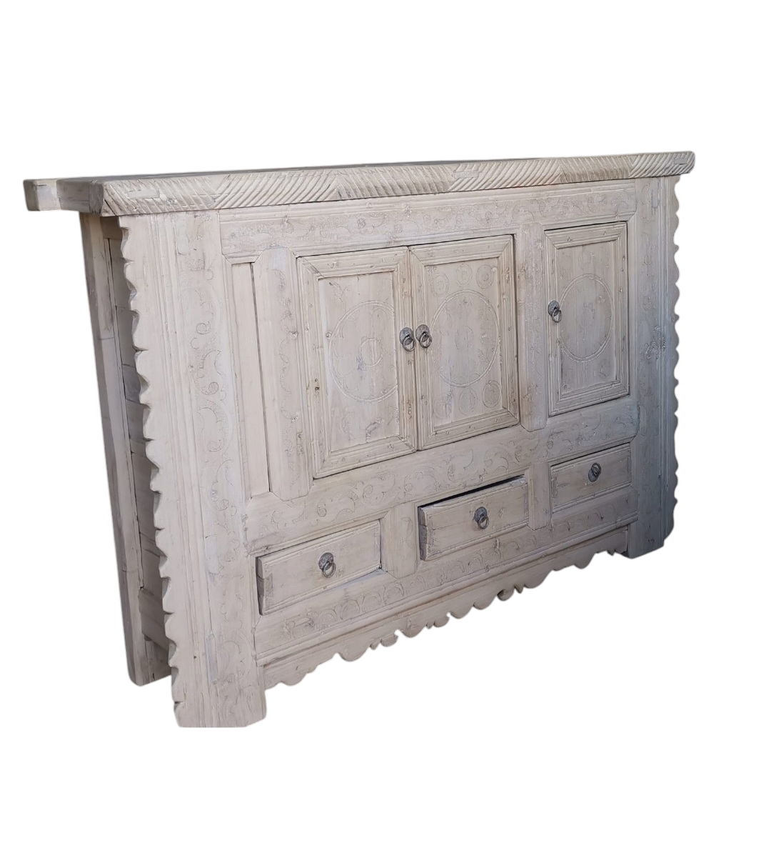 170•40•115 cms. SIDEBOARD