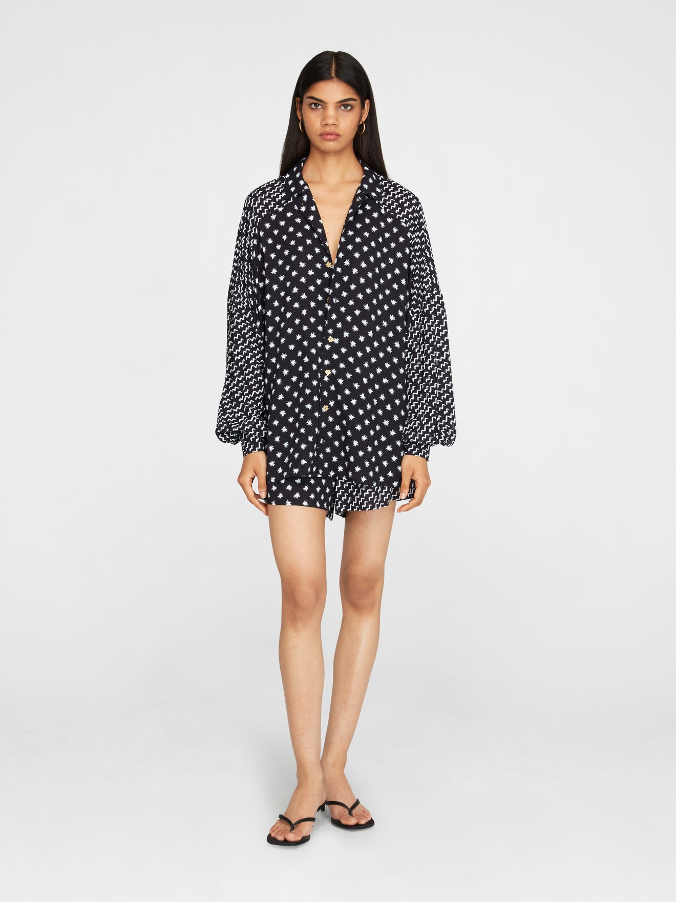 ESTRELLITAS Y OLAS SHIRT