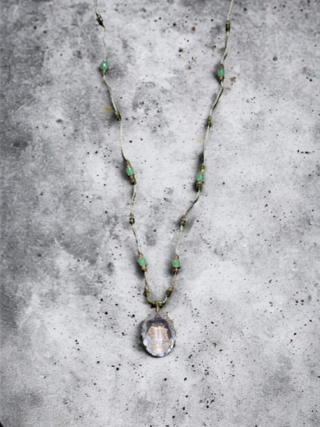 SHORT TIBETAN NECKLACE VV