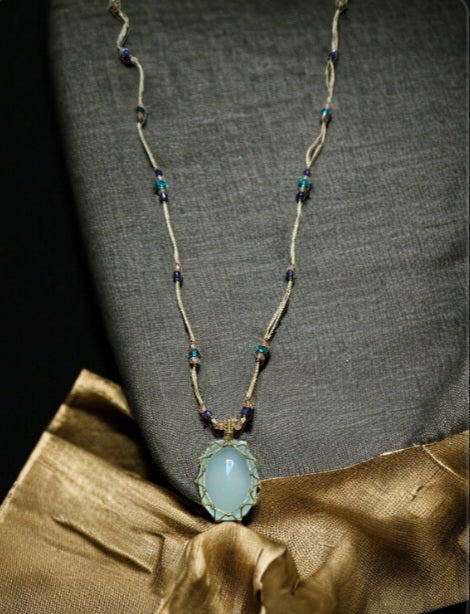 SHORT TIBETAN NECKLACE VV