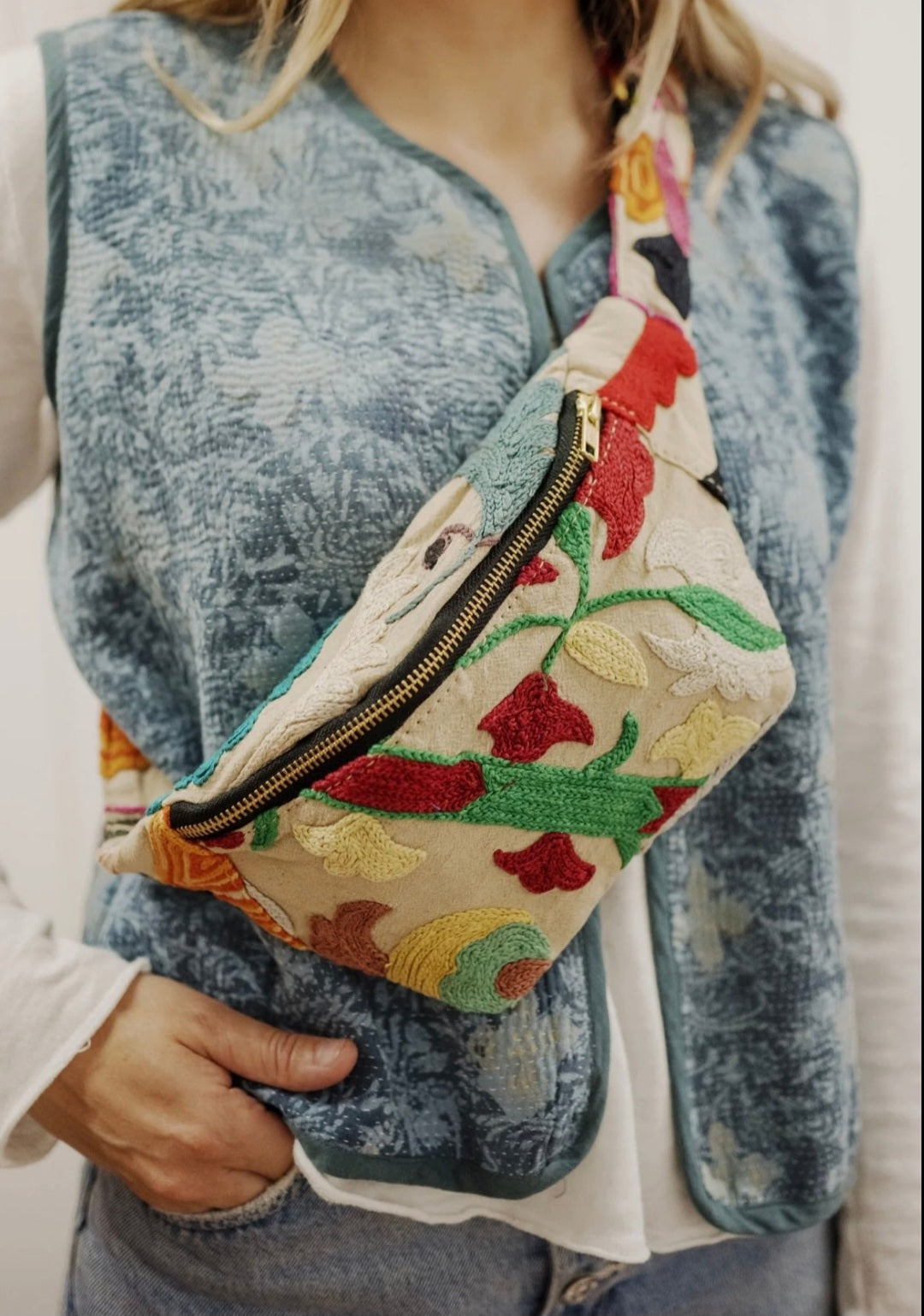WAIST BAND SUZANI BAG