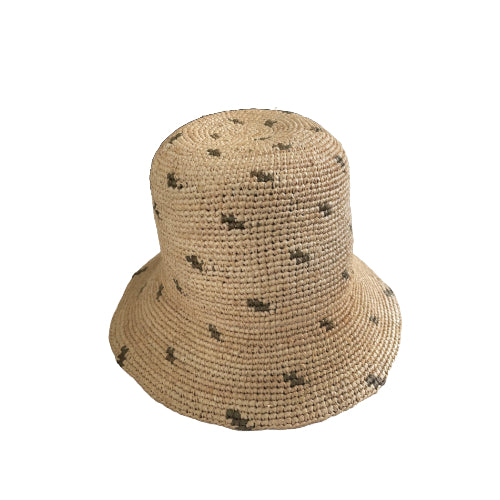 COMÉ HAT