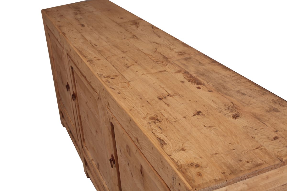 227•47•90 cms. SIDEBOARD