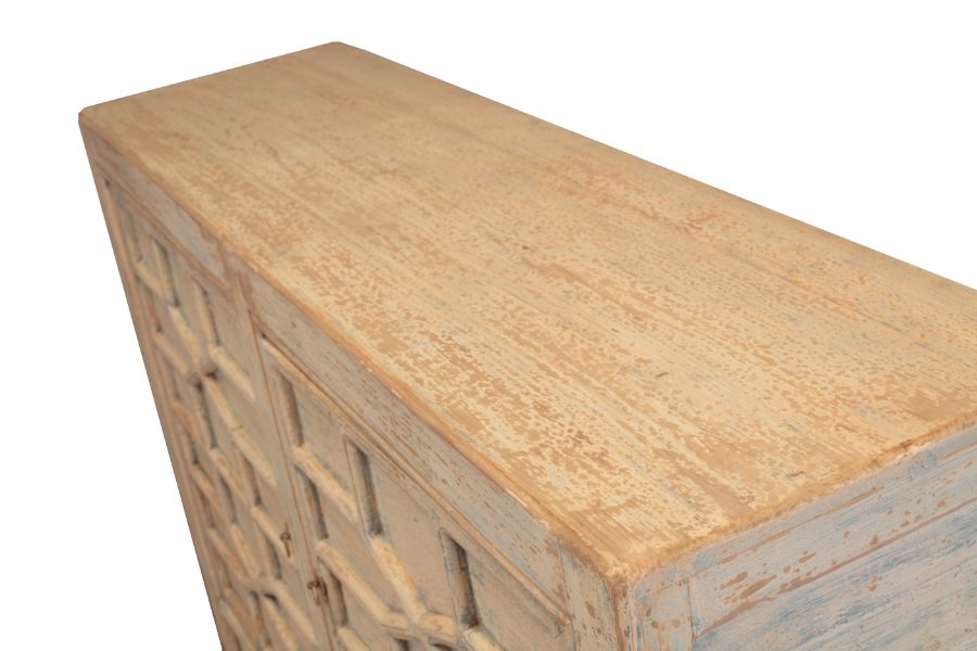 162•42•105 cms. SIDEBOARD