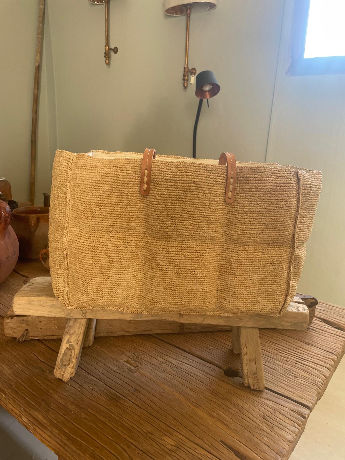 VATOSOA BAG