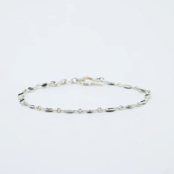 BLACK POLKI BRACELET