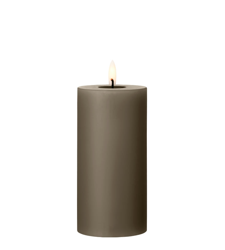 LED PILLAR CANDLE / medium
