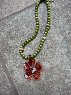 Flor de Lis Necklace