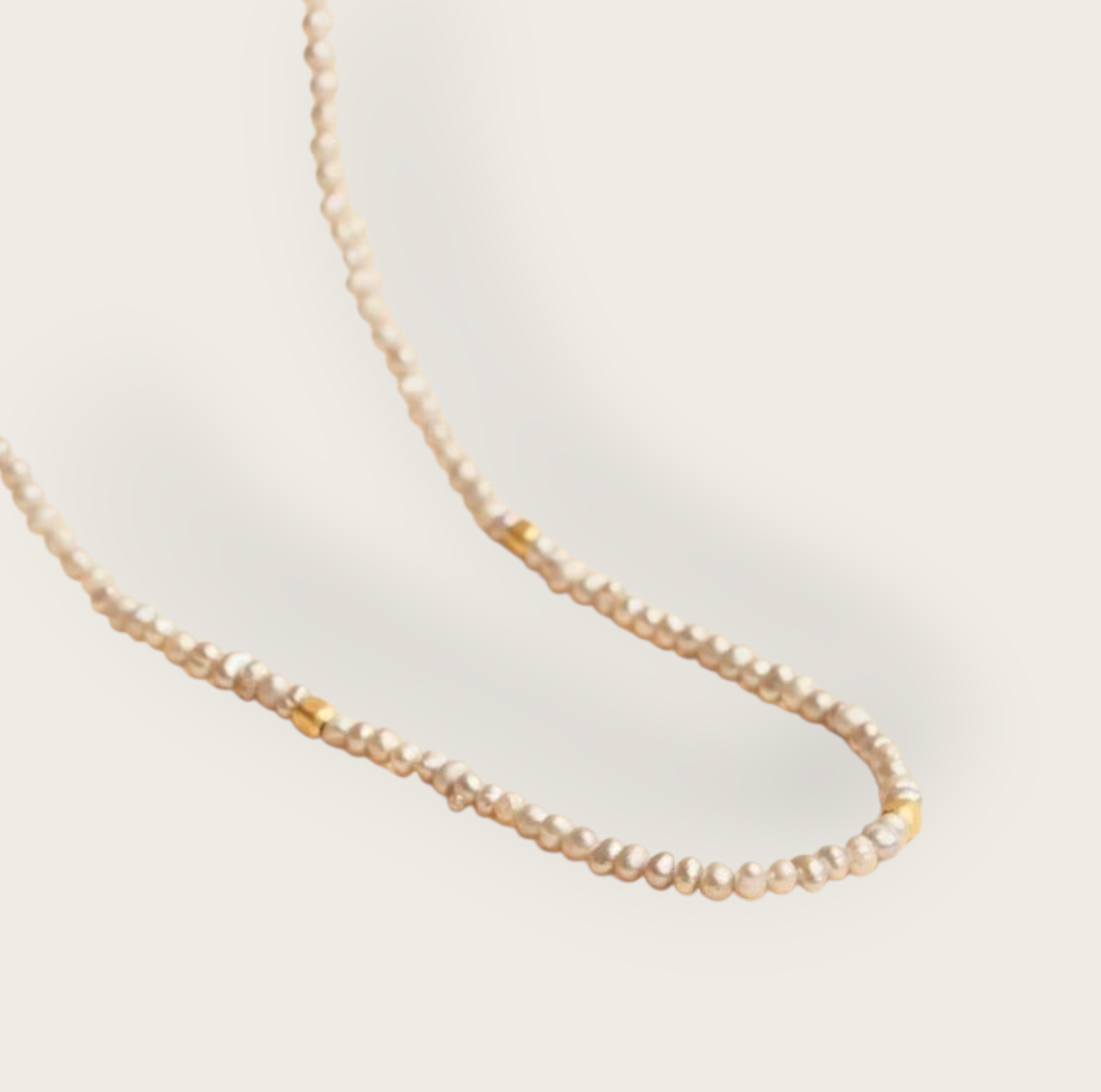 NASSIA NECKLACE