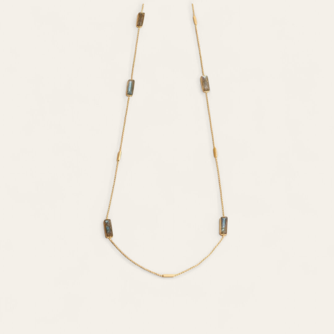SATIA NECKLACE