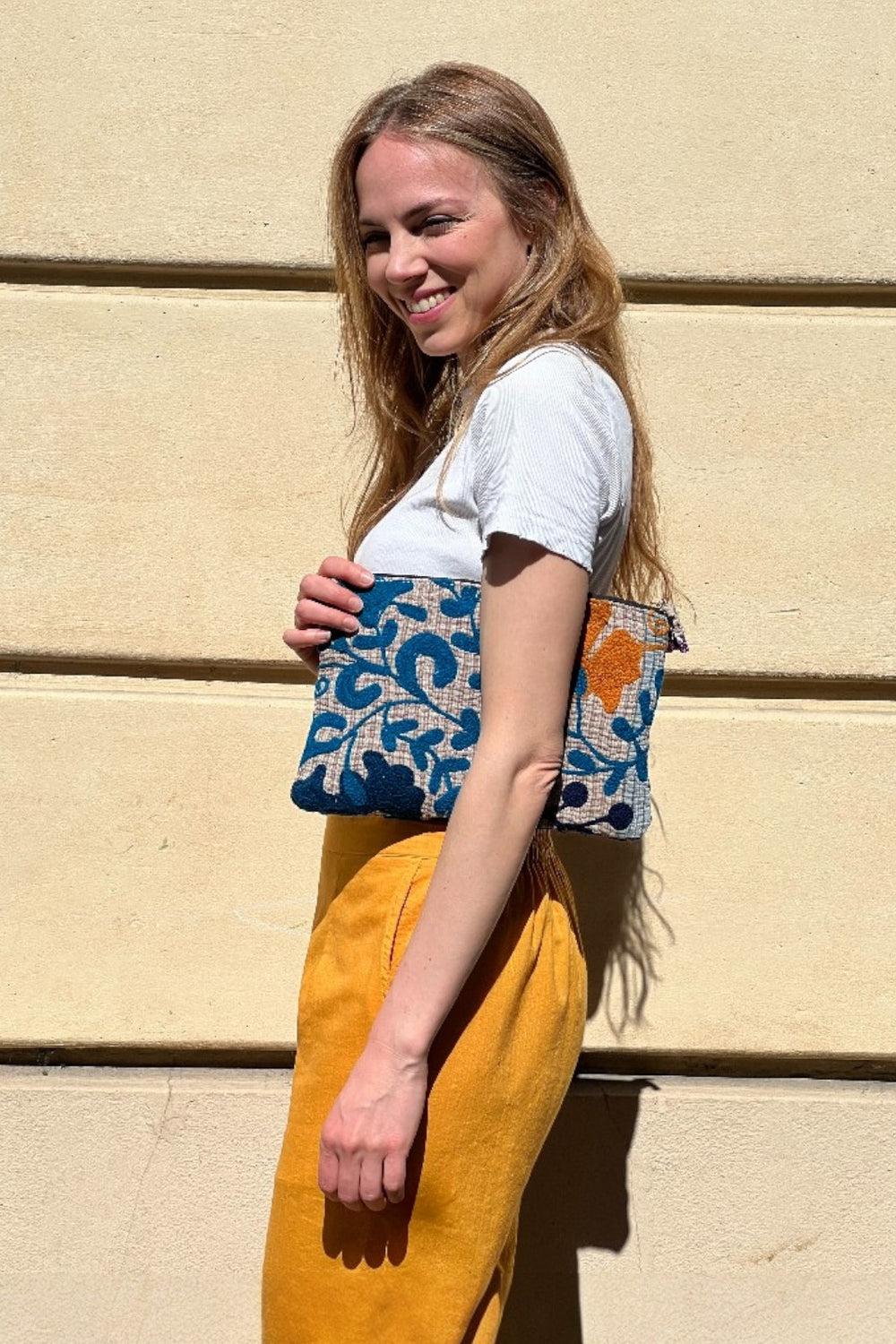 KANTHA BRODE POCHETTE