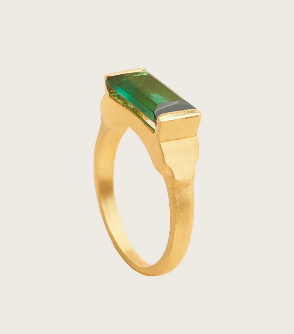 SACHIA RING