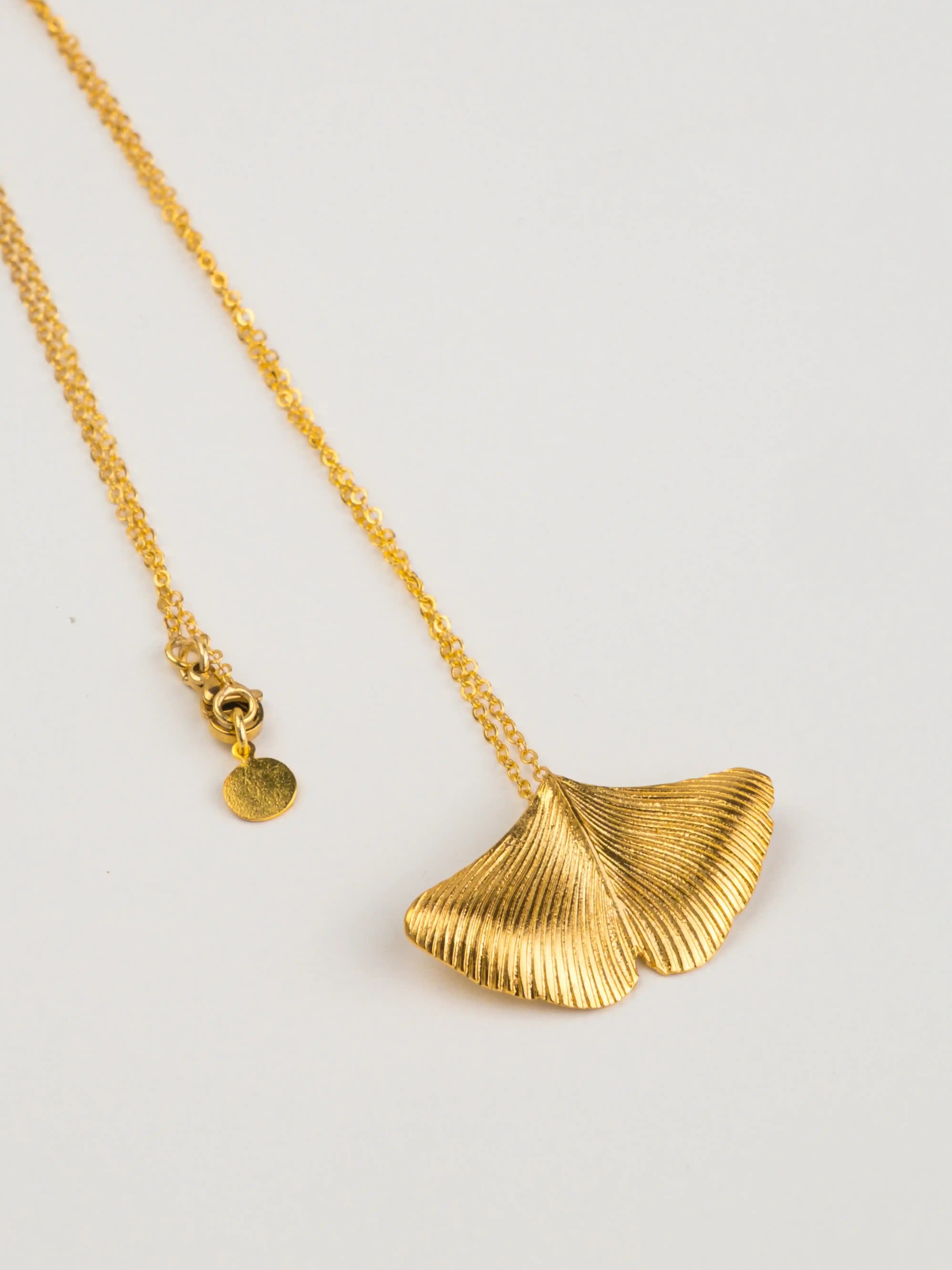 N°454 NECKLACE