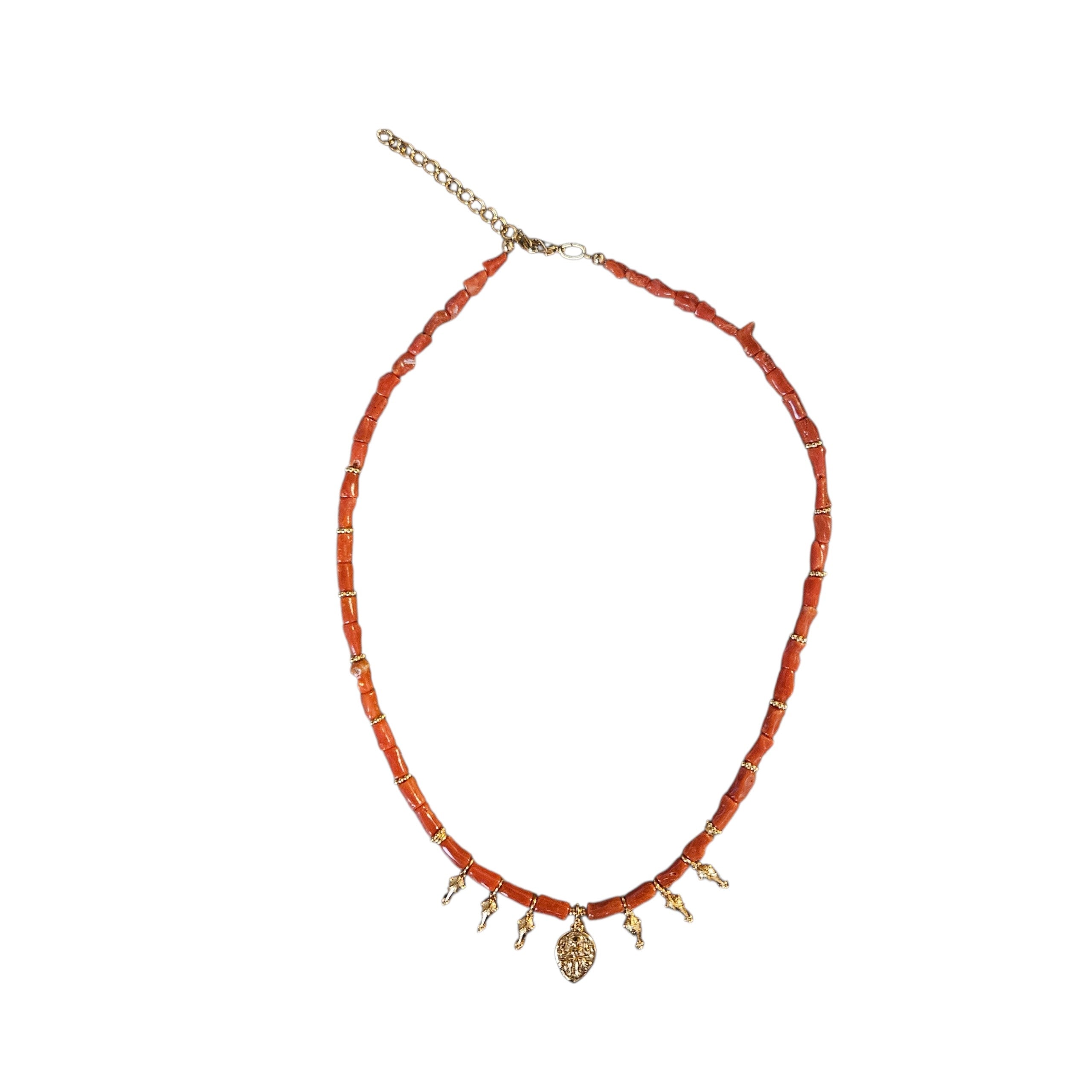 N°19 CORAL 12,46g. NECKLACE