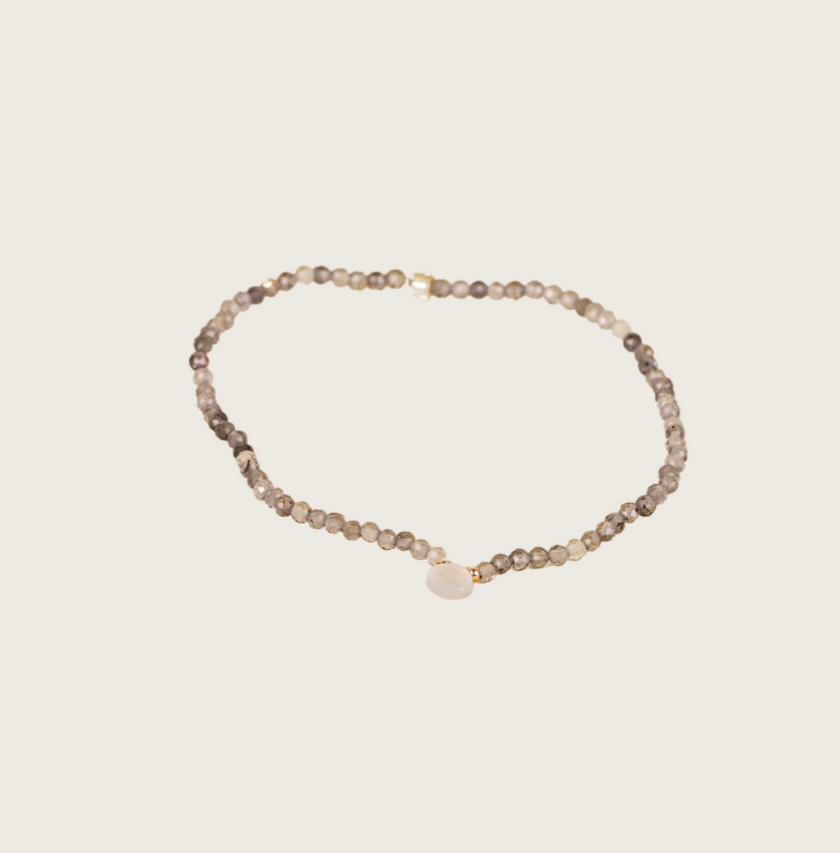 TRAHIR NECKLACE