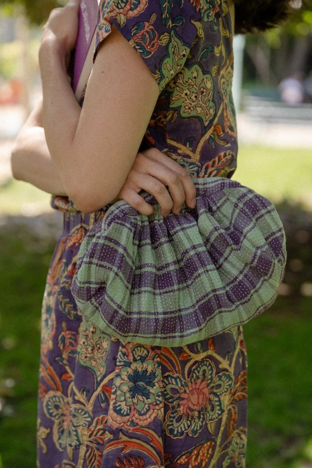 KANTHA CLIP POCHETTE