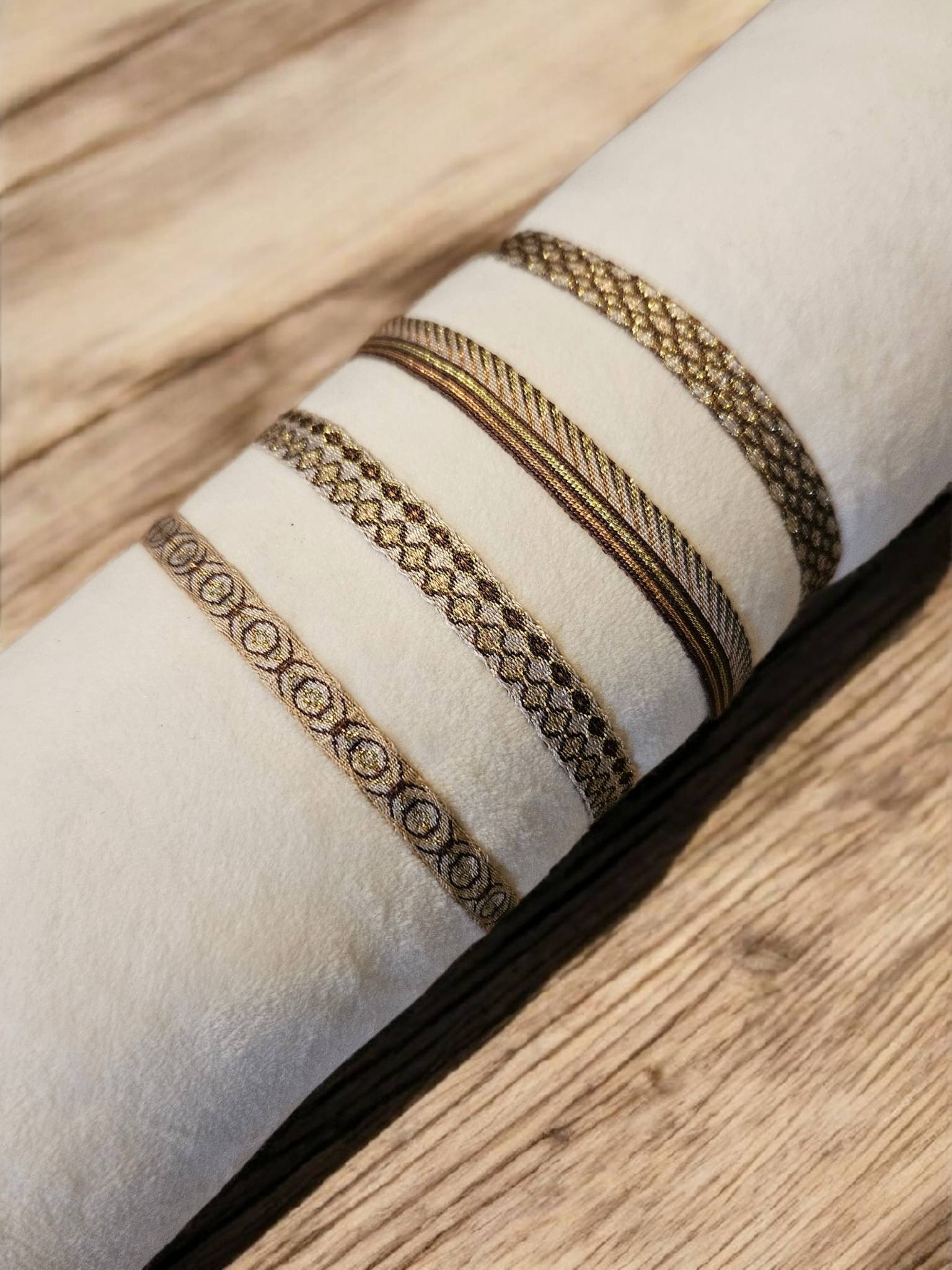 MT80 BRACELET