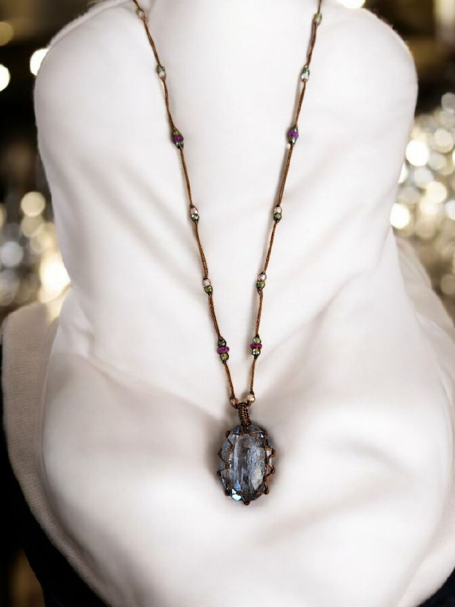 LONG TIBETAN NECKLACE VVVVV