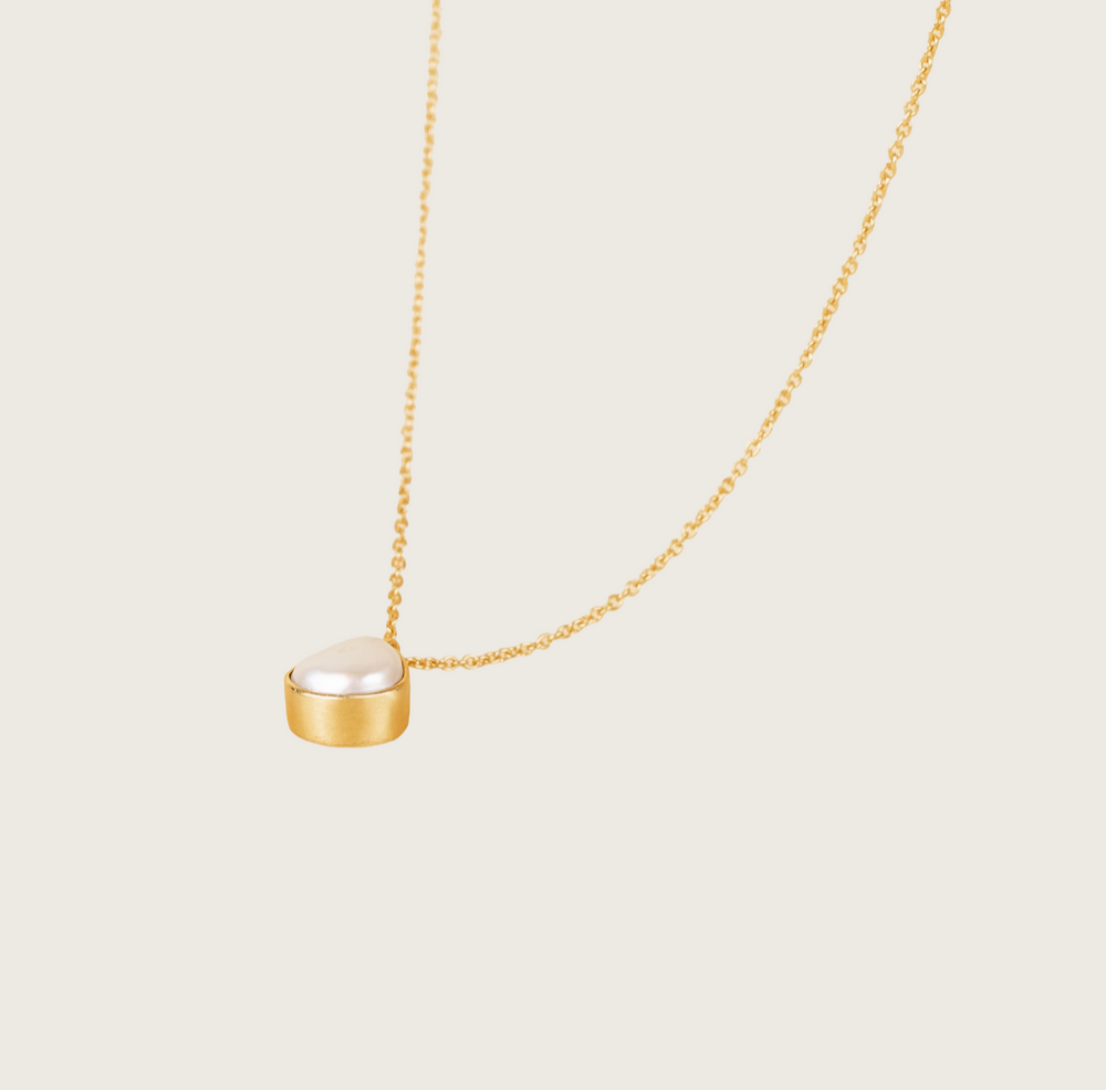 MURNIA NECKLACE
