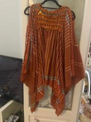 Handwoven Buttonmasala Cotton Poncho